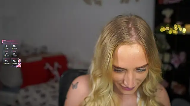 Nicolette  Shea  online show from December 2024 09:06:02 AM