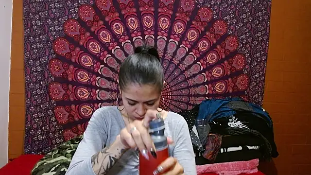 AbbySccott online show from April 2026 12:02:02 AM