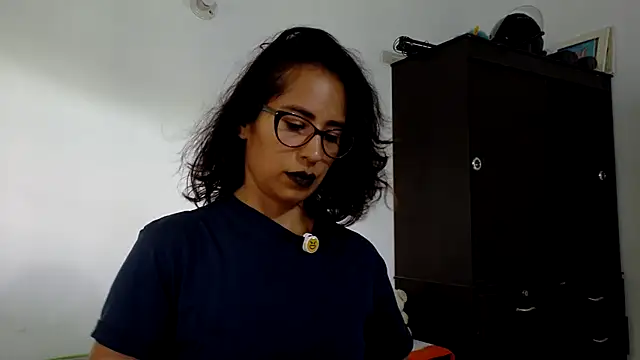 fantasty nylon online show from March 2026 04:01:01 PM