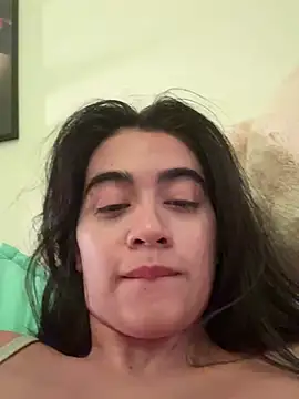 Snapshot of ZarahEvans chatting on January 2025 10:51:02 PM ZarahEvans online show from January 2025 10:51:02 PM