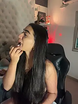 ZarahEvans online show from February 2026 07:40:01 PM