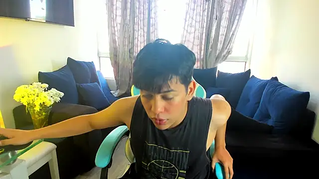 Snapshot of Franco_Rizzo_ chatting on January 2025 08:27:01 PM Franco Rizzo online show from January 2025 08:27:01 PM