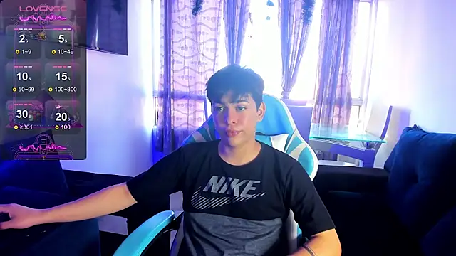 Snapshot of Franco_Rizzo_ chatting on January 2025 04:42:01 PM Franco Rizzo online show from January 2025 04:42:01 PM