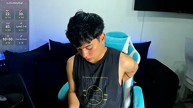 Snapshot of Franco_Rizzo_ chatting on February 2025 11:37:02 PM Franco Rizzo online show from February 2025 11:37:02 PM