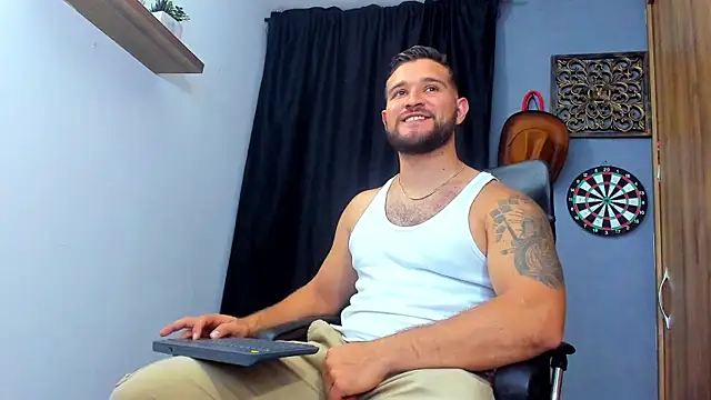 AndrewDiaz online show from April 2026 06:36:01 AM