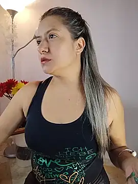 Snapshot of valeriahunter1 chatting on August 2026 10:13:01 PM valeriahunter1 online show from August 2026 10:13:01 PM