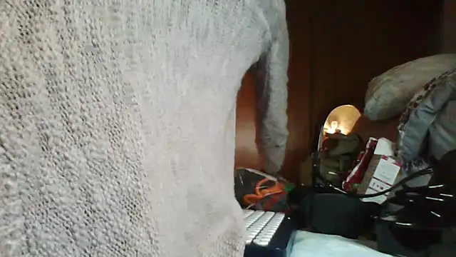 SmokeShow686 online show from December 2024 06:28:01 AM