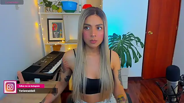 Yeriawaddell  online show from December 2024 05:34:01 PM