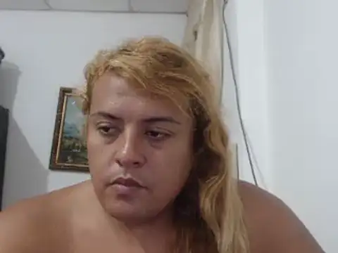 KIARAMARSHALLWELLZ online show from January 2025 04:44:01 AM