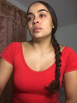 JuanaSimons online show from May 2026 11:53:02 PM