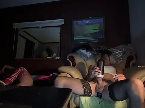 Brooke-lynn online show from September 2025 06:13:02 AM