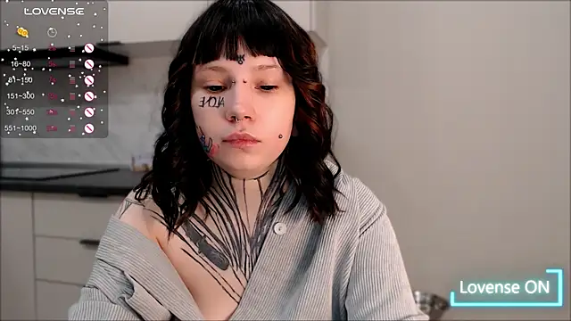 tradishka online show from December 2024 01:43:01 AM