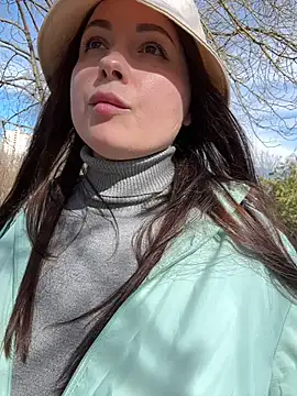 dreams4u online show from March 2025 09:23:02 AM