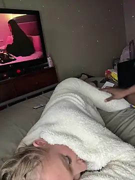 Snapshot of princesspassionn chatting on February 2026 12:13:02 PM princesspassionn online show from February 2026 12:13:02 PM