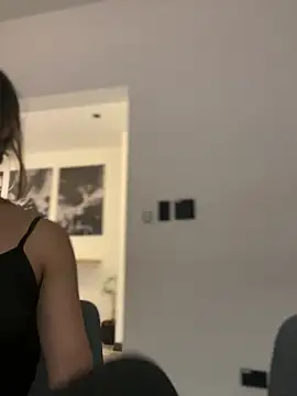 Snapshot of Emilia_Bakerr chatting on February 2025 06:15:02 PM Emilia Bakerr online show from February 2025 06:15:02 PM