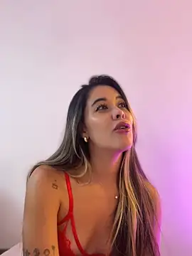 Snapshot of Emilia_Bakerr chatting on March 2025 08:33:02 PM Emilia Bakerr online show from March 2025 08:33:02 PM