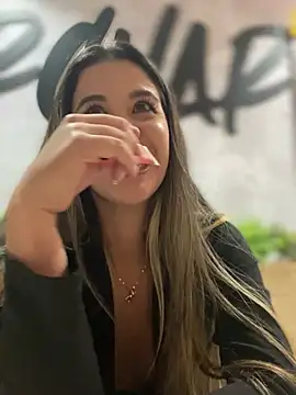 Snapshot of Emilia_Bakerr chatting on March 2025 03:04:01 AM Emilia Bakerr online show from March 2025 03:04:01 AM