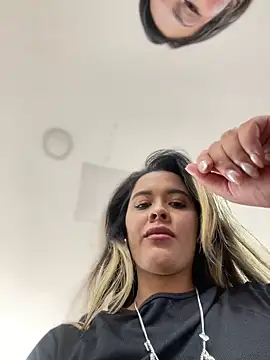 Snapshot of Emilia_Bakerr chatting on March 2025 06:31:01 PM Emilia Bakerr online show from March 2025 06:31:01 PM