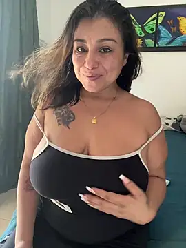 MrsFoucher online show from December 2024 05:55:01 PM