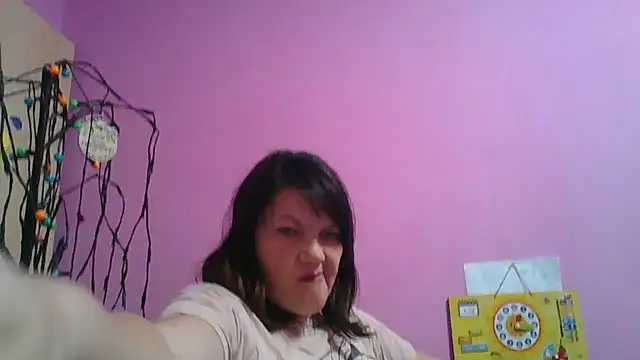 Snapshot of Lucinka1 chatting on March 2025 06:23:02 PM Lucinka1 online show from March 2025 06:23:02 PM