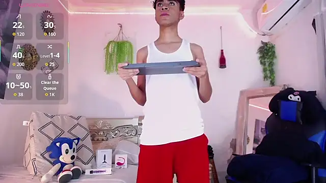 huge armound online show from November 2025 06:40:01 PM