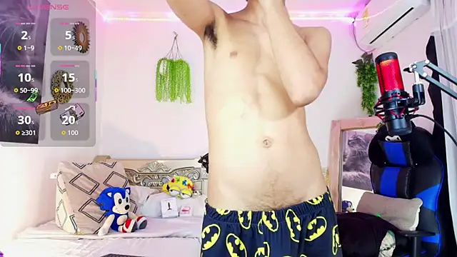 huge armound online show from March 2026 11:44:01 PM