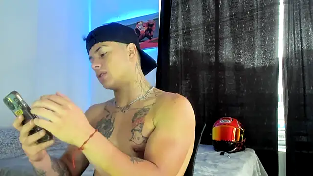 Dominic Biker   online show from January 2025 04:26:01 PM