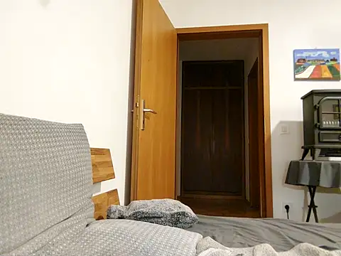 noidentiti online show from March 2025 11:01:02 PM