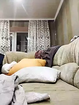 Snapshot of DjiniCD chatting on January 2025 08:39:02 PM DjiniCD online show from January 2025 08:39:02 PM