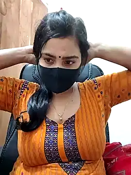 Snapshot of Ritusri_Dotta chatting on February 2025 06:57:02 PM Ritusri Dotta online show from February 2025 06:57:02 PM