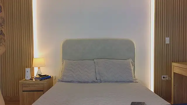 KristennBlue online show from March 2026 09:32:02 PM