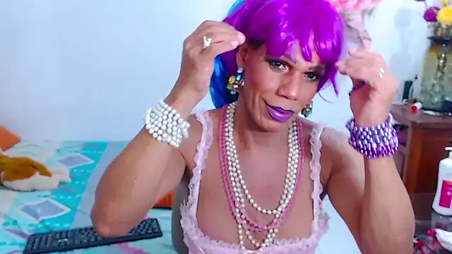 Snapshot of bardotbigcockts chatting on October 2025 09:05:02 PM bardotbigcockts online show from October 2025 09:05:02 PM