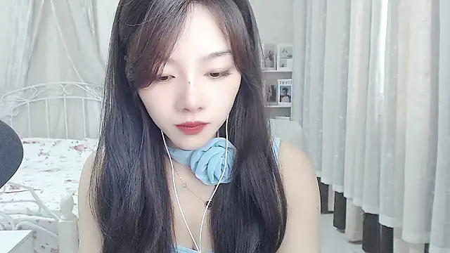 Snapshot of Jenny-Z chatting on June 2026 01:50:02 AM Jenny-Z online show from June 2026 01:50:02 AM