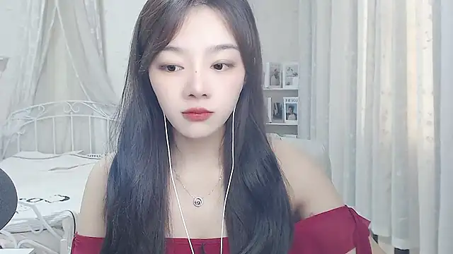 Snapshot of Jenny-Z chatting on June 2026 01:33:01 AM Jenny-Z online show from June 2026 01:33:01 AM