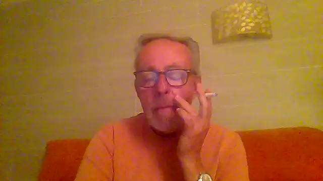 tuggy59 online show from April 2026 04:01:01 AM