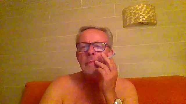 Snapshot of tuggy59 chatting on June 2026 08:25:02 PM tuggy59 online show from June 2026 08:25:02 PM