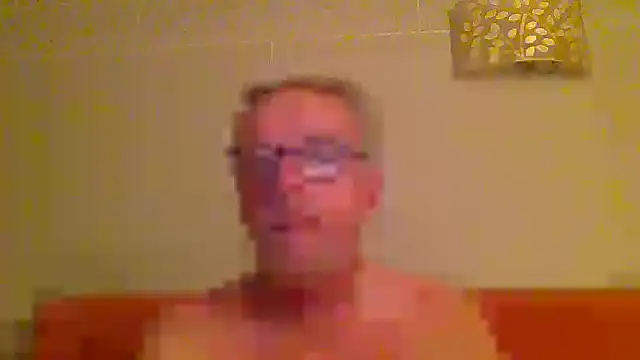 Snapshot of tuggy59 chatting on July 2026 04:51:01 AM tuggy59 online show from July 2026 04:51:01 AM