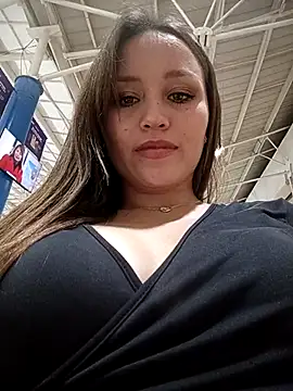 Snapshot of marena_saenz chatting on December 2024 10:41:01 PM marena saenz online show from December 2024 10:41:01 PM