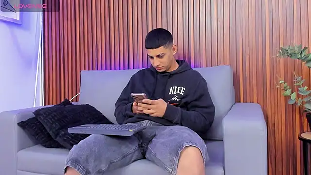 Alex cute77 online show from March 2026 12:12:02 PM