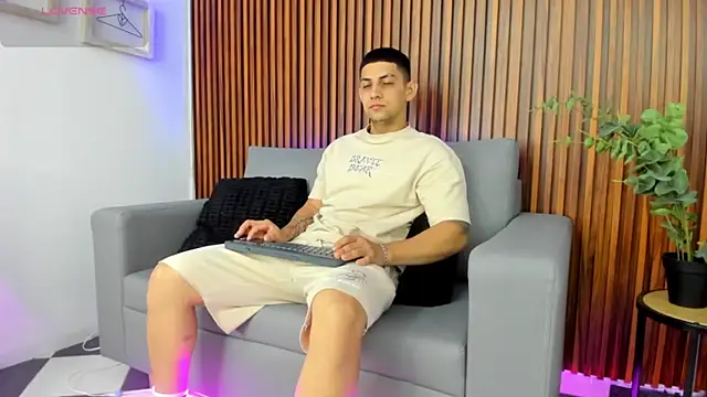 Alex cute77 online show from April 2026 12:21:01 PM