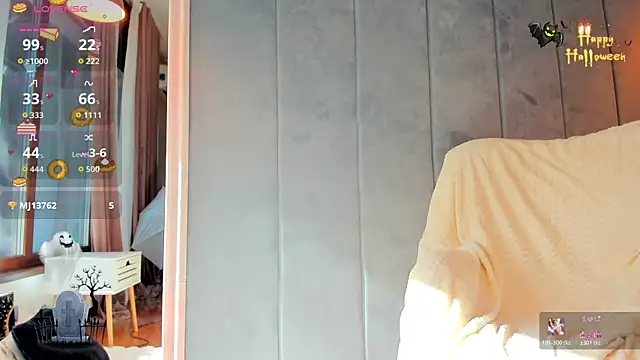 Sassy Teen online show from October 2025 09:32:01 AM