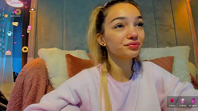 Sassy Teen online show from December 2025 06:53:02 AM