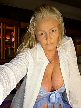 Southern Bella online show from November 2025 12:37:02 PM