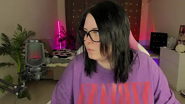 Akemi BBW online show from October 2025 05:12:02 PM