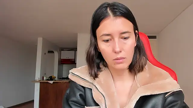 zoe jeane beker online show from February 2025 10:14:02 PM