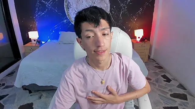 DereckCooperr online show from October 2025 10:32:01 PM