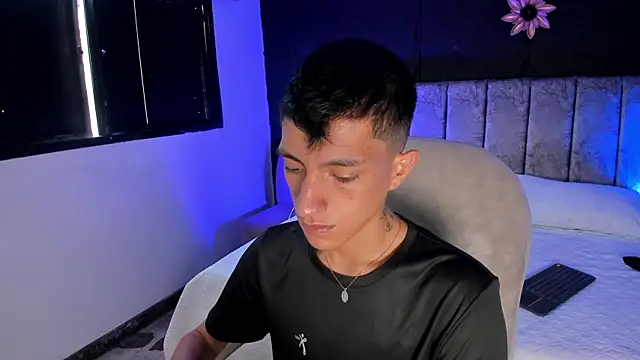 DereckCooperr online show from March 2026 08:20:01 PM