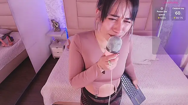 monserrat towers online show from November 2025 01:17:02 PM