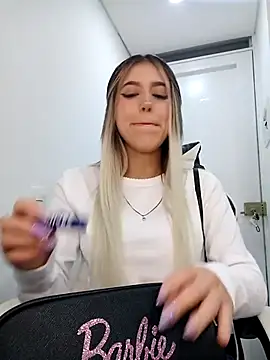 Snapshot of eva-2023 chatting on February 2026 01:20:02 AM eva-2023 online show from February 2026 01:20:02 AM