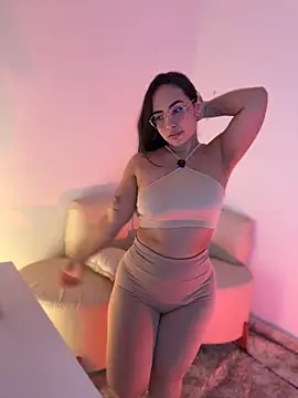 anniesweet02 online show from April 2026 09:08:02 PM